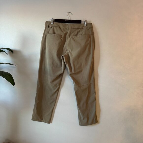 Lululemon Commission Pant Relaxed - Picture 2 of 10